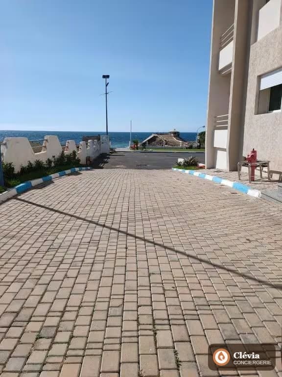 Appartement Salam Beach à bord de mer avec piscine — photo 3