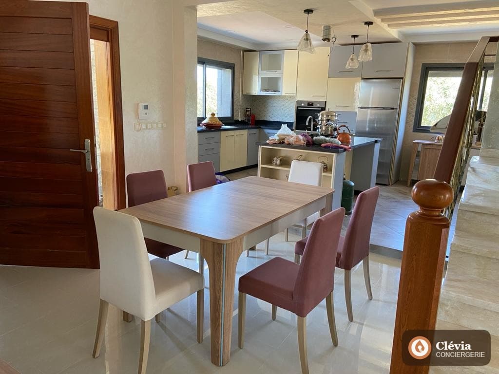 Ferme de 1 he à vendre Benslimane avec villa et piscine — photo 5